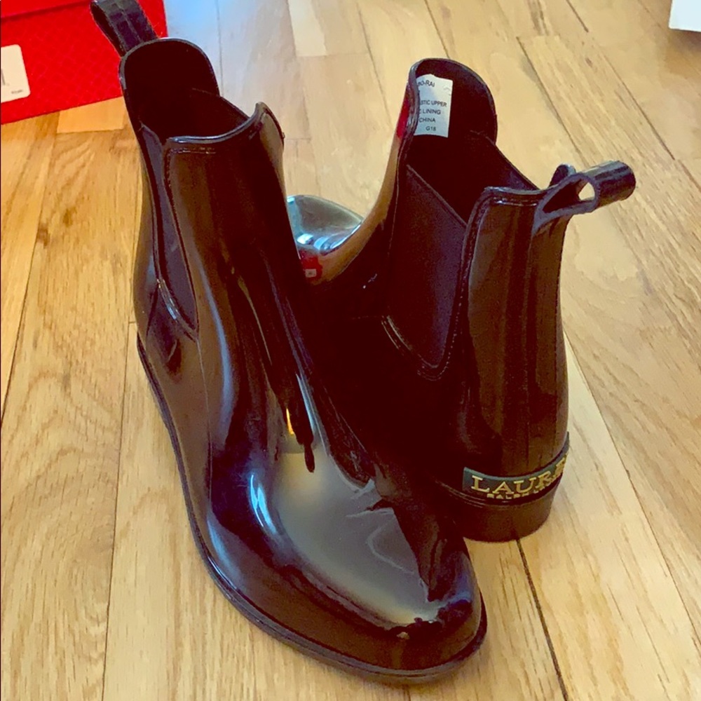 NWOT Black Low Top Rain Boots